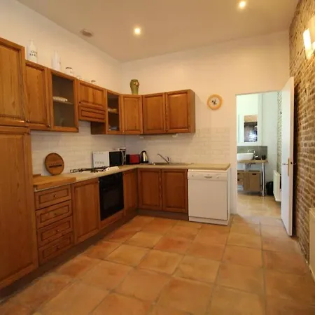 Casa vacanze Sauna Et Jacuzzi - Les Mille Et Nuits - 2km