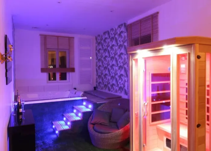 Sauna Et Jacuzzi - Les Mille Et Nuits - 2km *